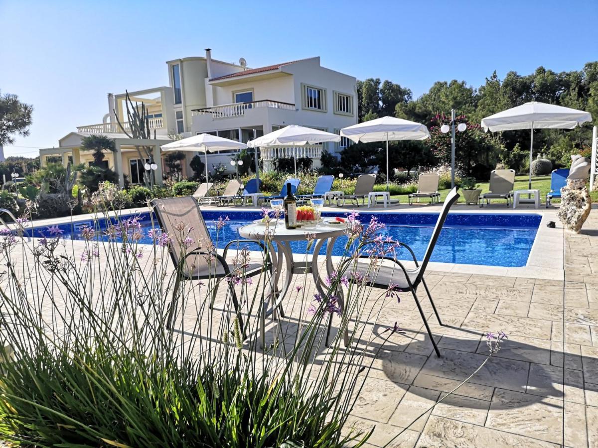 Louis Luxury Villa By Living In Blue Koskinou  Exterior photo